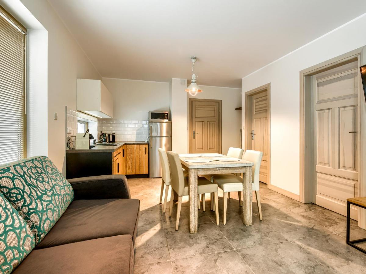 Mazursko - Komfortowe Apartamenty Nad Jeziorem, Sauna, Kominki Na Parterze Kretowiny Eksteriør bilde