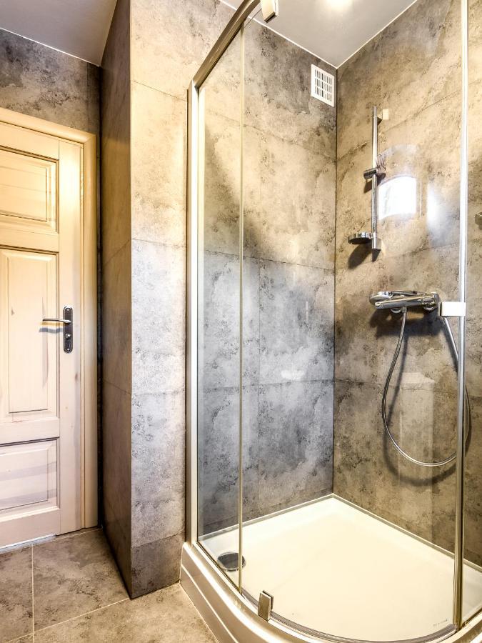 Mazursko - Komfortowe Apartamenty Nad Jeziorem, Sauna, Kominki Na Parterze Kretowiny Eksteriør bilde